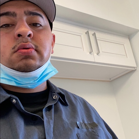 Profile Picture of Alex Ontiveros (@kidlexo1210) on Poshmark