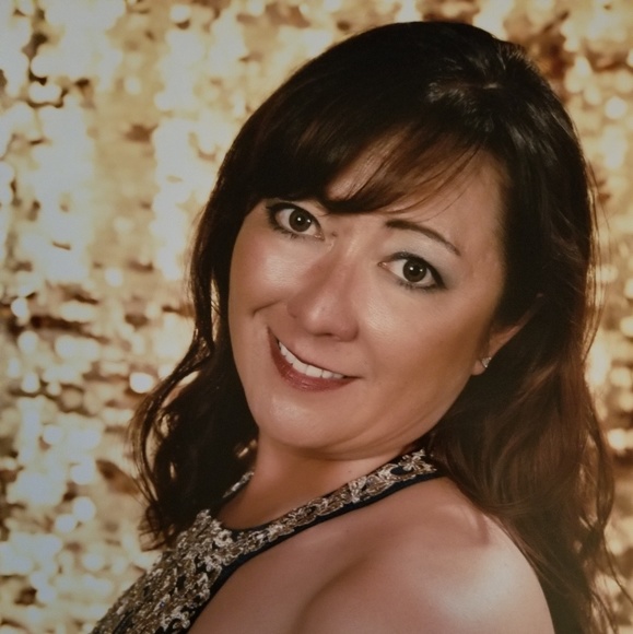Profile Picture of Cynthia Canezaro (@coc1411) on Poshmark