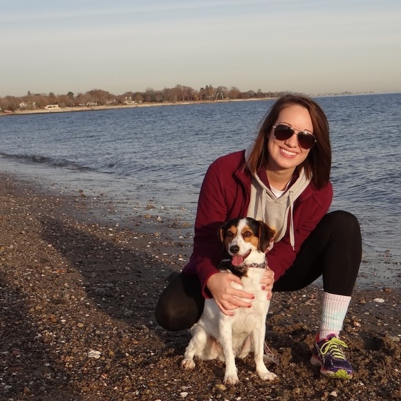 Profile Picture of Veronika Rzucidlo (@veronika_r) on Poshmark