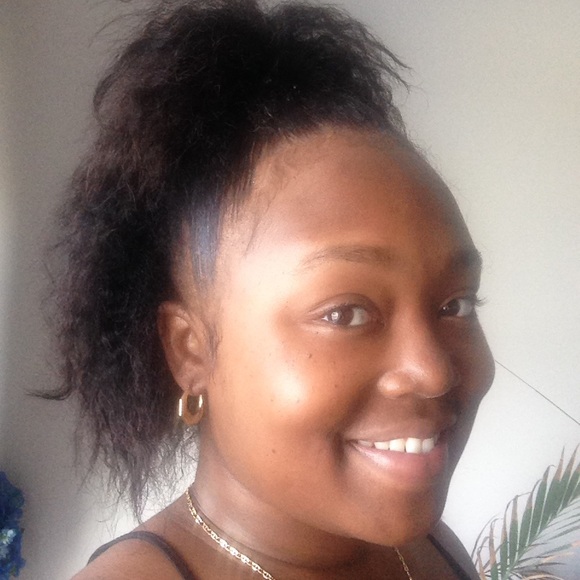 Profile Picture of Dawn Marsh (@dmarsh0009) on Poshmark