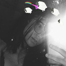 Profile Picture of Ryandra Arielly (@ryrrysadinha) on Pinterest