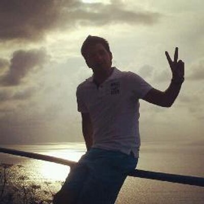 Profile Picture of Ferro (@FerroJon15) on Twitter