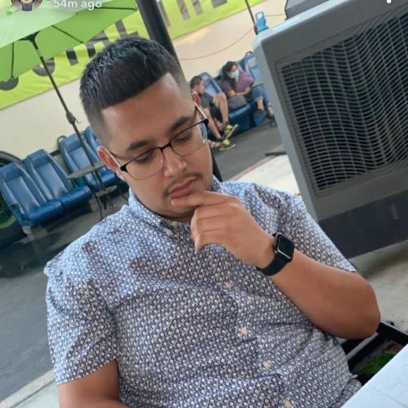 Profile Picture of Edward Alvarez (@edward348) on Poshmark