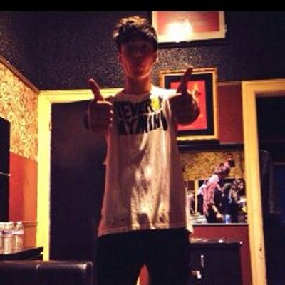 Calum - Twitter Profile Picture of Calum (@vaughn_vikki) on Twitter