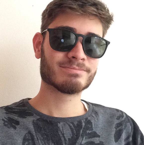 Profile Picture of Paulo vitor Pereira (@pvitor) on Poshmark