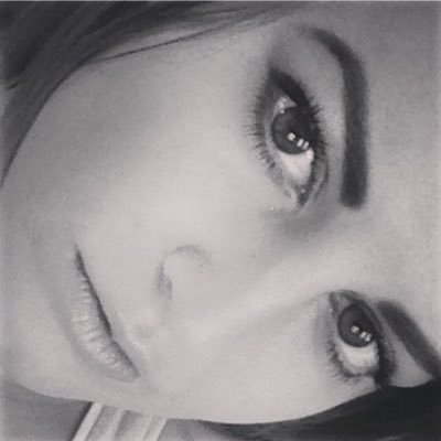 Profile Picture of Holly James-Smeaton (@hollysmeaton) on Twitter