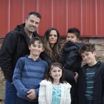 Profile Picture of Aaron McKee (@themckees6) on Twitter