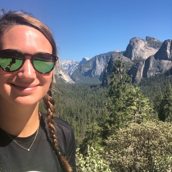 Profile Picture of Sammy Marrus (@3sfm) on Poshmark