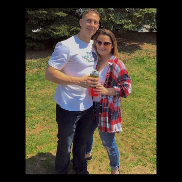 Profile Picture of Marykate Vulpis (@mvulpis) on Poshmark