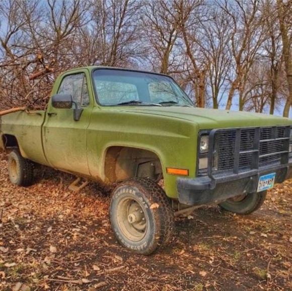 Profile Picture of Mason Malwitz (@masonmalwitz) on Poshmark