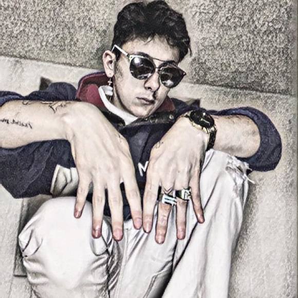 Profile Picture of Jošeph Łevešque (@joethehoe420) on Poshmark