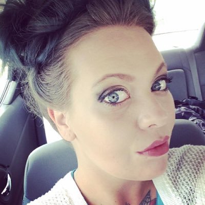 Profile Photo of Ashley Huffstetler (@peaceluvhippy) on Twitter