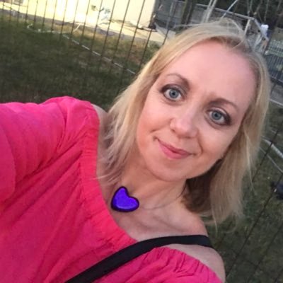 Profile Picture of Jo Wren (@JoWrenster) on Twitter