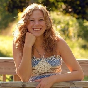 Profile Picture of Alyson Collins (@xxalyyyyxx) on Myspace