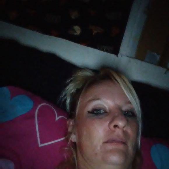 Profile Picture of Misti Hurst love (@mistihurst772) on Poshmark