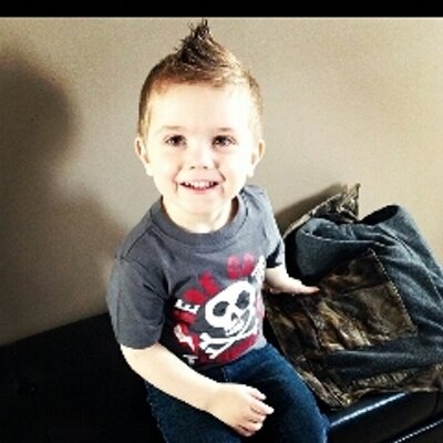 Profile Picture of Kyle Sweezey (@KyleSweezey) on Twitter