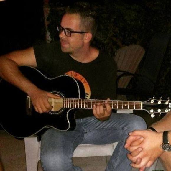 Profile Picture of Vaughn Ross (@vaughndove) on Poshmark