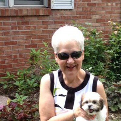 Profile Picture of Susan Wozniak (@suewoz1) on Twitter