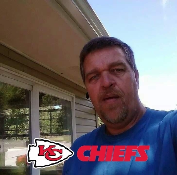 Profile Picture of James Ruark (@tallboy) on Poshmark