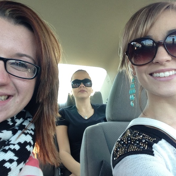 Profile Picture of Trista Cooper (@teecoop) on Poshmark