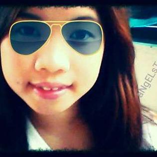 Profile Picture of Melanie Decastro (@09_decastro) on Twitter