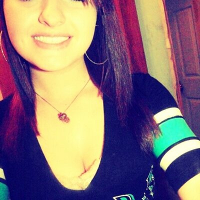 Profile Picture of Lolaa.lovee (@CarlyTate95) on Twitter