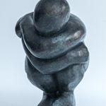 Profile Picture of Paula Cave (@paulacave_sculpture) on Instagram