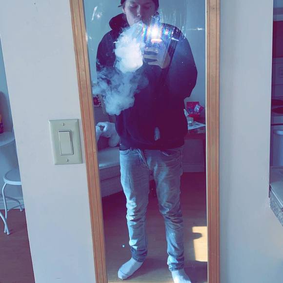 Profile Picture of Jake Lagimodiere (@jakelagimodiere) on Poshmark