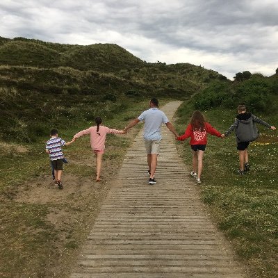 Profile Picture of Nora McCabe (@NoraMcCabe6) on Twitter