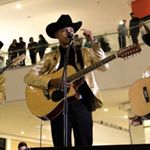 Profile Picture of Eduardo Alvarez 🔹 (@edward.alvarez.11) on Instagram