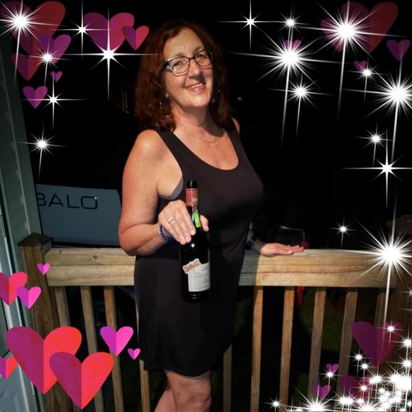 Profile Picture of Joanne Joseph anderson (@joanderson84) on Poshmark