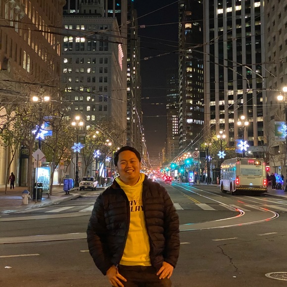 Profile Picture of Carl john Perez (@perezcarljohn) on Poshmark
