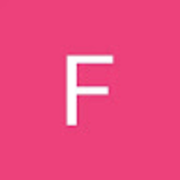 Profile Picture of Frank King (@frankking220) on Poshmark