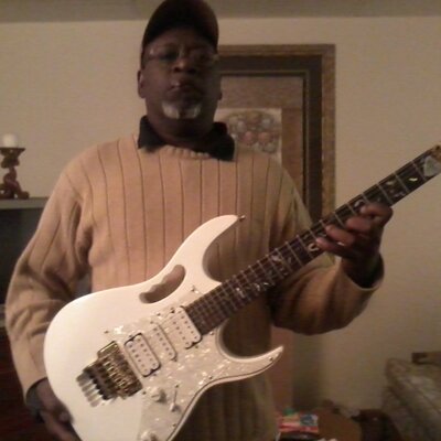 Profile Picture of James McCarrel (@jamesmcCarrel1) on Twitter
