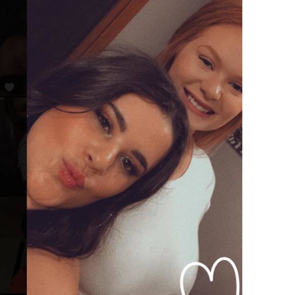 Profile Picture of Gillian Carson (@gilliancar0502) on Poshmark