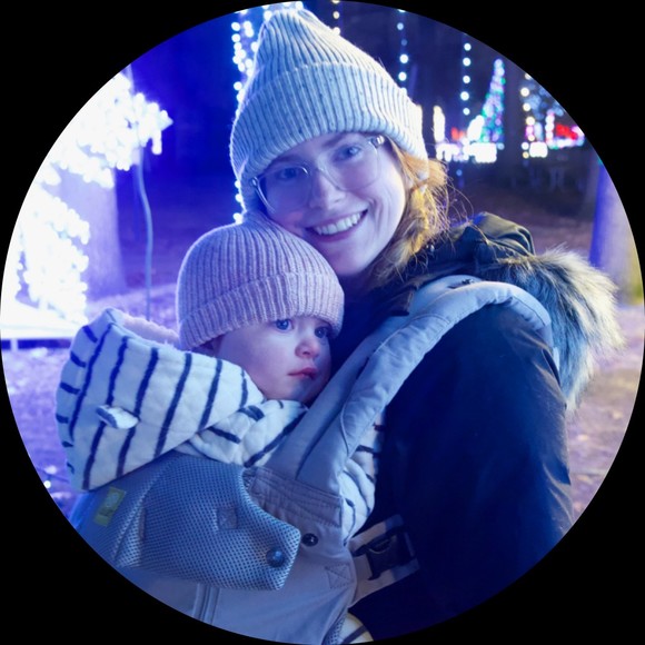 Profile Picture of Alice Turner (@aturner705) on Poshmark