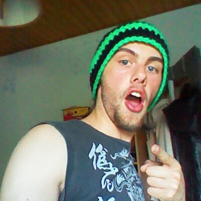 Profile Picture of Phillip Wolf (@stuldreier97) on Twitter