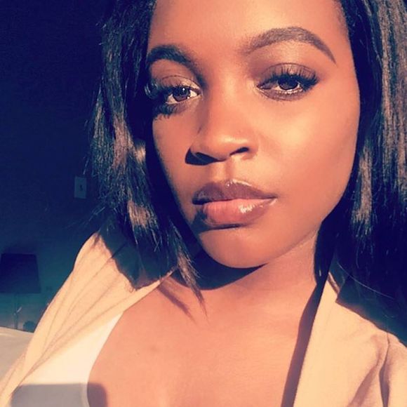 Profile Picture of Serena Windsor (@serenaw1) on Poshmark