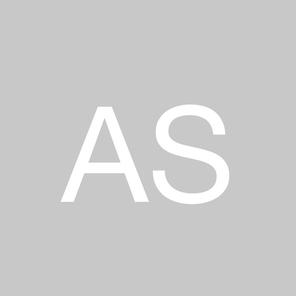 Alec Sitkiewicz - Poshmark Profile Picture of Alec Sitkiewicz (@sitkiea) on Poshmark