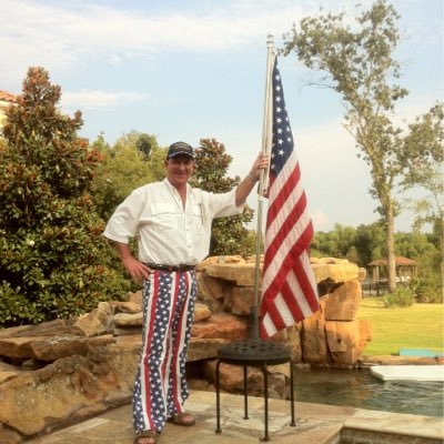 Profile Picture of Miles E. Manning (@nofo_oyster) on Twitter