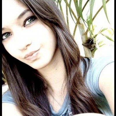 Profile Picture of Carol (@@carol_heck) on Twitter