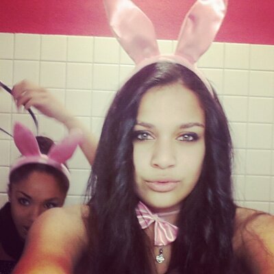 Profile Picture of Aileen Horton (@chocochantal) on Twitter