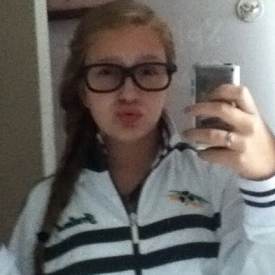 Profile Picture of Cassidy McCormick (@iluvmelo) on Twitter