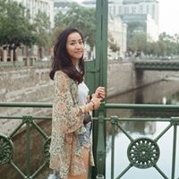 Profile Picture of Lena Li-hsin Chang (@lena-li-hsin-chang) on Quora