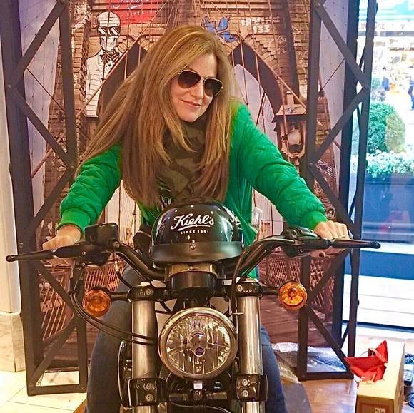 Profile Picture of Kim Tringola dunleavy (@102169) on Poshmark