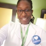 Profile Picture of Michelle Robinson (@words_of_a_butterfly) on Instagram