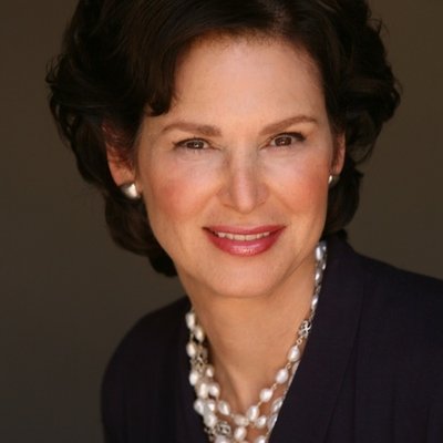 Profile Picture of Julie Kaufman (@JulieAKaufman) on Twitter