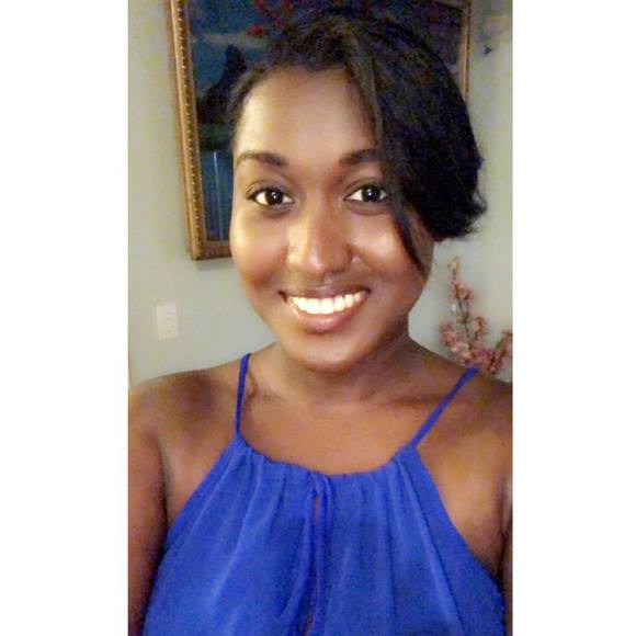 Profile Picture of Harissa Jean jacques (@harissajj) on Poshmark