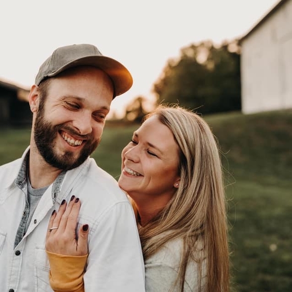 Profile Picture of Cassandra Okuly (@casoak65) on Poshmark