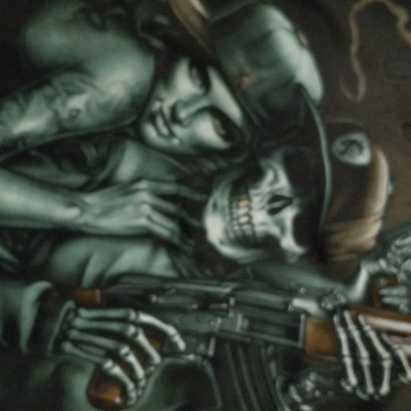 Profile Picture of Eli Becerra (@elibecer13) on Poshmark